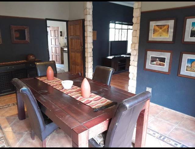 5 BEDROOM HOUSE FOR SALE IN CYRILDENE